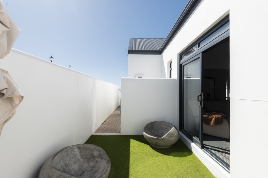 2 Bedroom Property for Sale in Laguna Western Cape